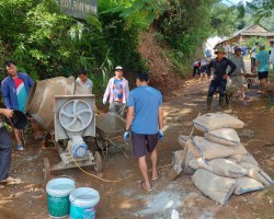 Chắp cánh ước mơ vùng cao: Lễ Khai giảng đặc biệt của thầy và trò Suối Lư