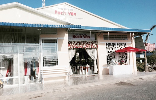 Chú rể Hàn Quốc cưới cô dâu 16 tuổi bị phạt 20 triệu đồng